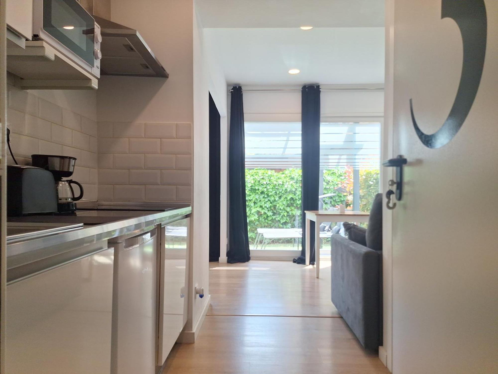 Apartamento Acero Y Piedra Con Jardín Privado Cerceda (Madrid)