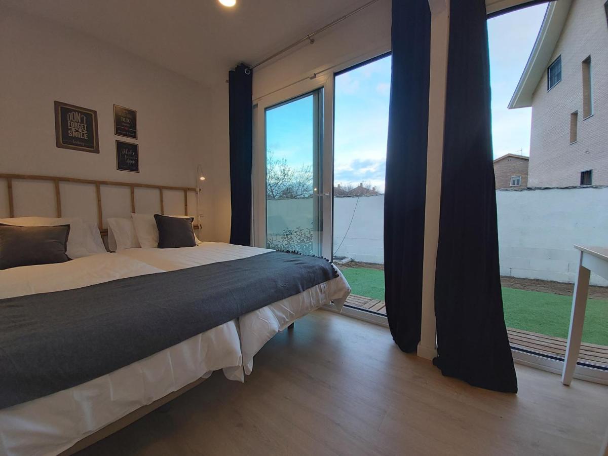 Acero Y Piedra Con Jardin Privado * Cerceda (Madrid)