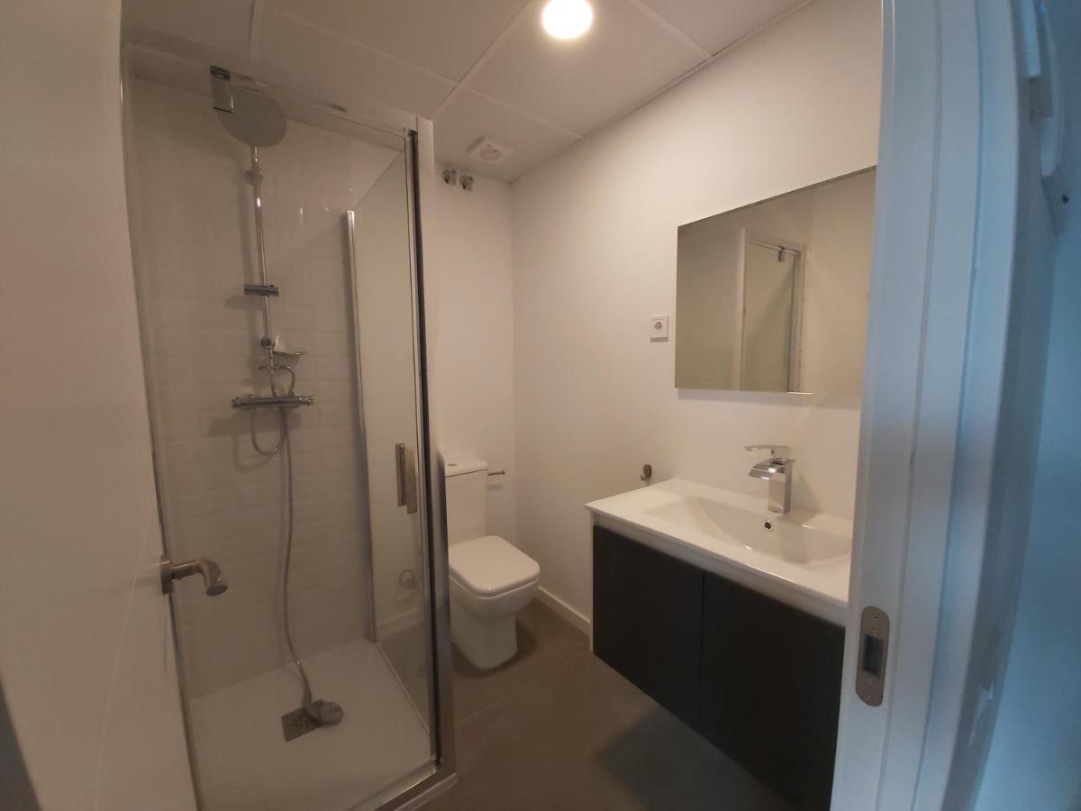 Apartamento Acero Y Piedra Con Jardín Privado