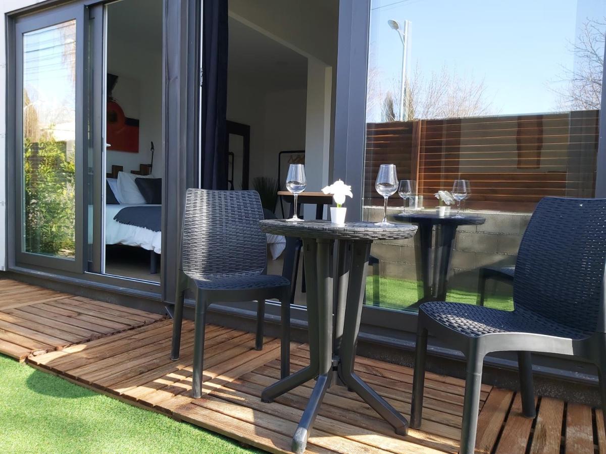 Acero Y Piedra Con Jardin Privado * Cerceda (Madrid)