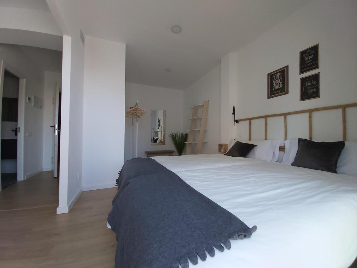 Acero Y Piedra Con Jardin Privado * Cerceda (Madrid)