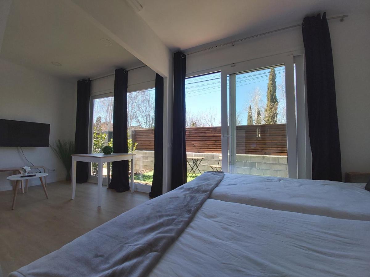 Apartamento Acero Y Piedra Con Jardín Privado *